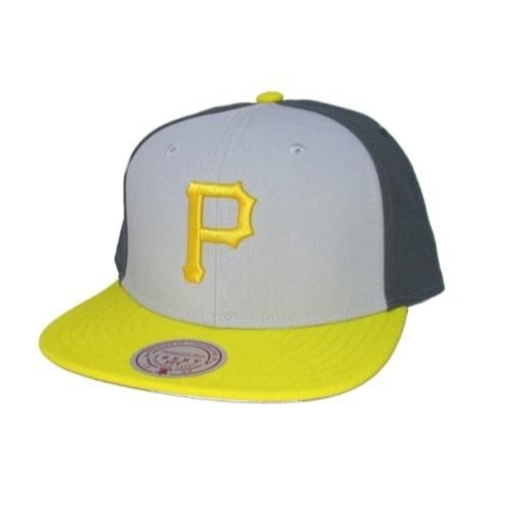 NWT Mitchell & Ness MLB Triple Play Liberty Snapback Adjustable Hat Cap